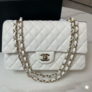 Chanel Classic flap Shoulder Bag